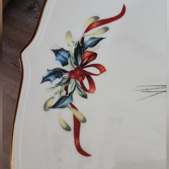 🕊️ Lenox Winter Greetings Cardinal Decorative Plate 13” – With Box - Picture 15 of 16
